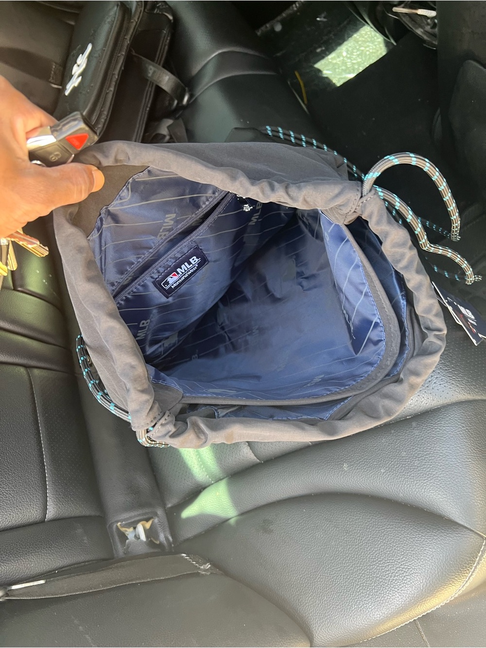 MLB Black Drawstring Backpack - Picture 4 of 4